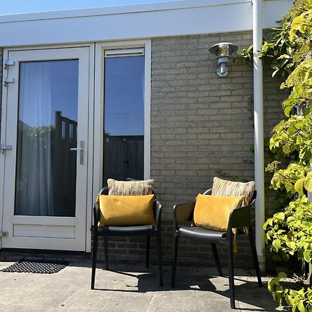 Fijne Vakantiewoning In Domburg Op Loopafstand Strand En Centrum Met Parkeerplaats Exterior photo