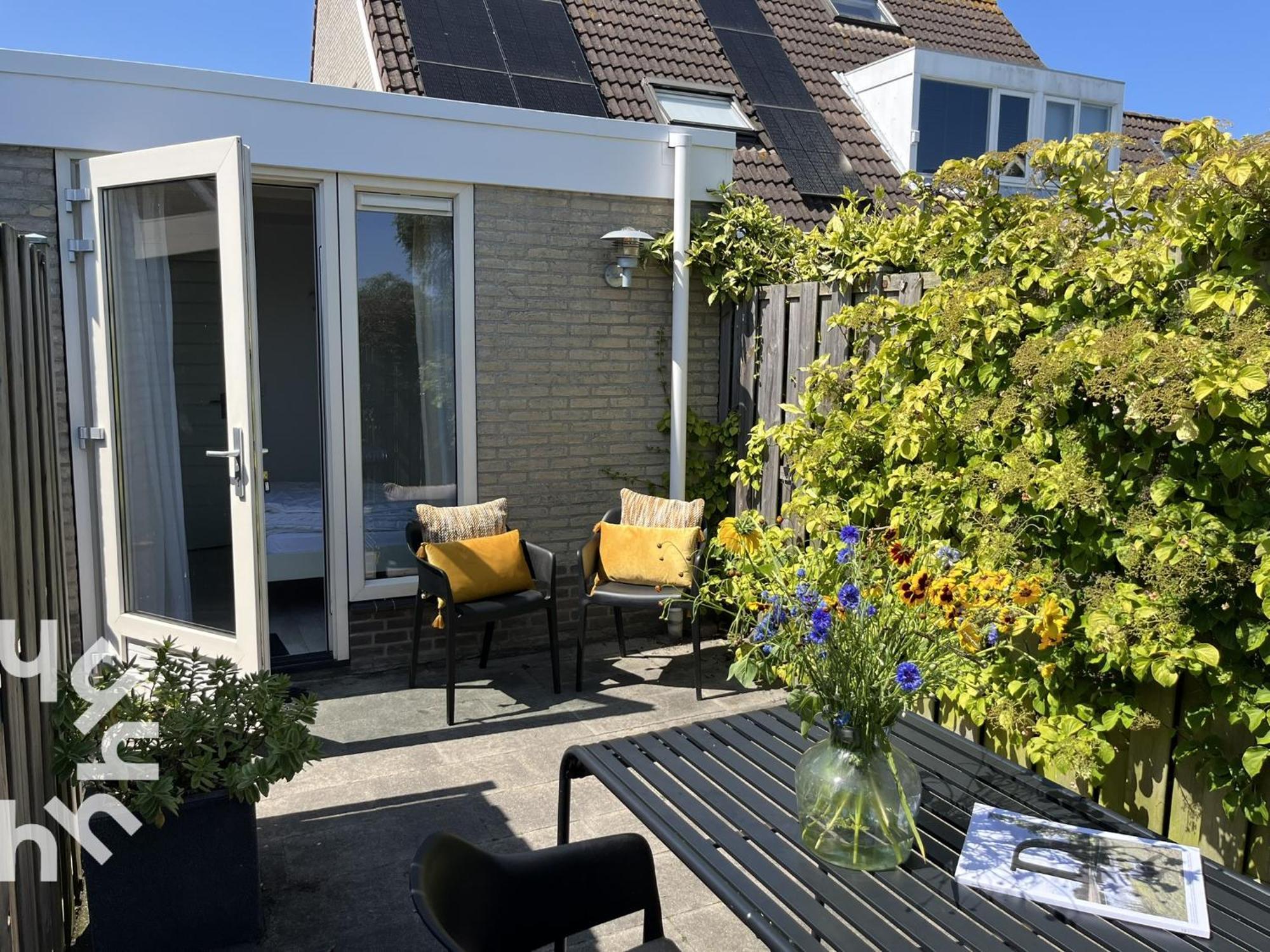 Fijne Vakantiewoning In Domburg Op Loopafstand Strand En Centrum Met Parkeerplaats Exterior photo